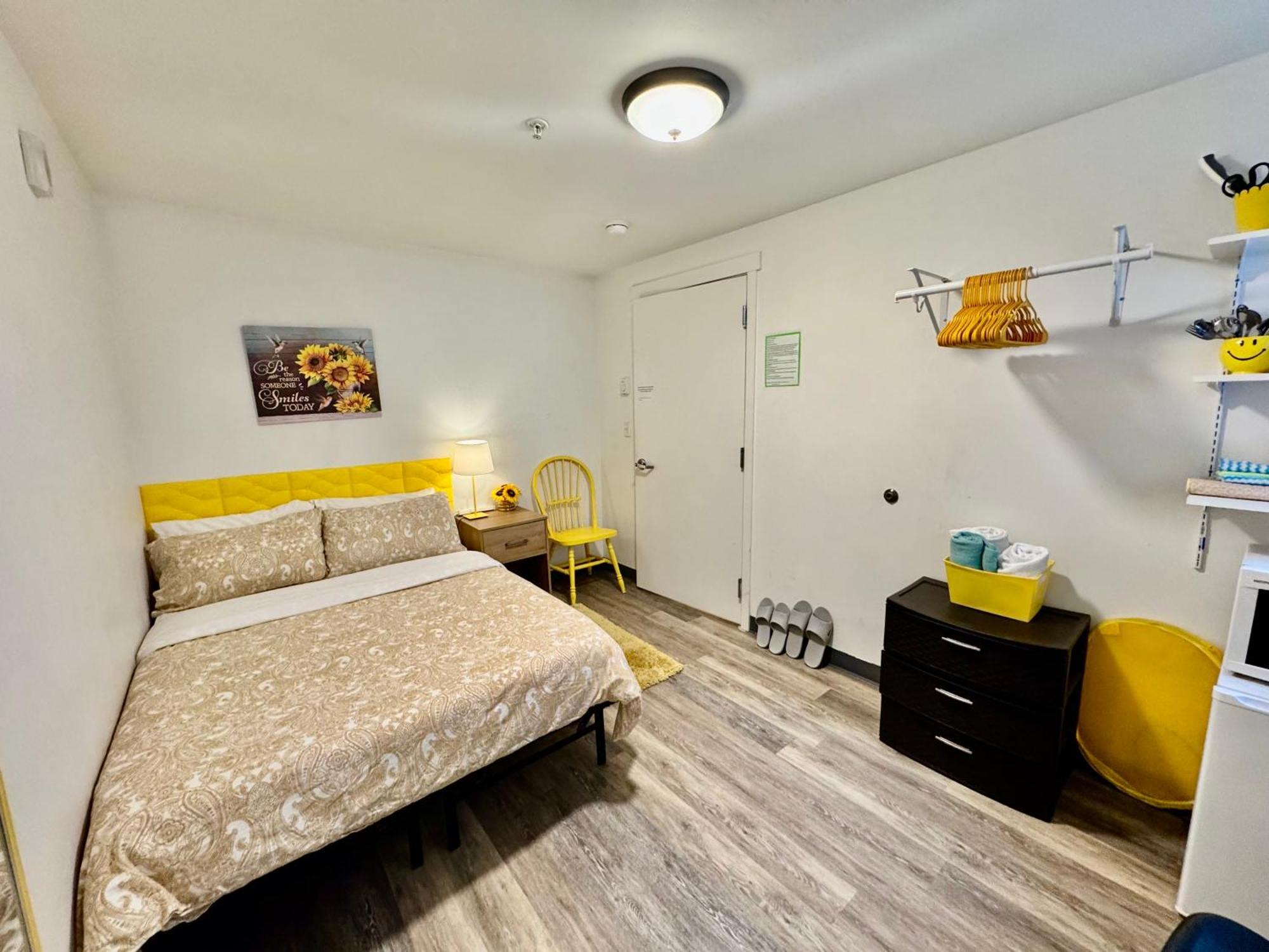 Private Room With Shared Bathroom On The 1St Floor 10 Minutes Walk To University Of Washington シアトル エクステリア 写真